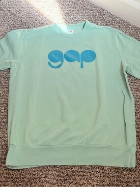 GAP women’s Seafoam Green Sweatshirt with teal Logo